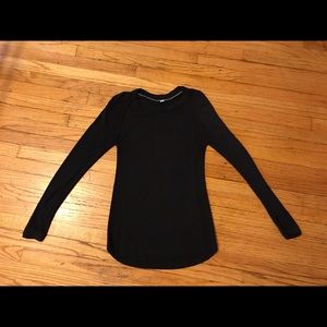 Like new fine cotton knit Lululemon sweater 6